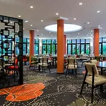Oceania Nantes Aeroport 布格奈斯