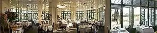 Oceania Nantes Aeroport Hotel 4*