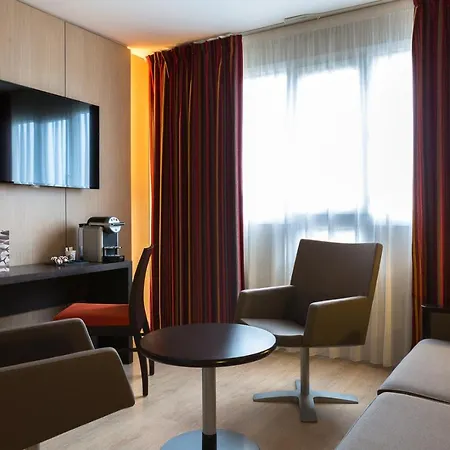 Oceania Nantes Aeroport Hotell