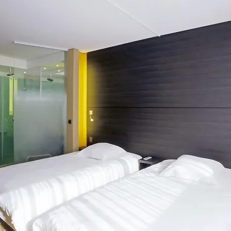 Oceania Nantes Aeroport Hotel Bouguenais