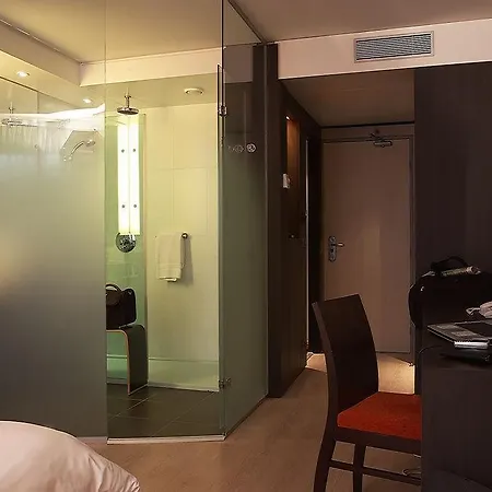 Oceania Nantes Aeroport Hotell