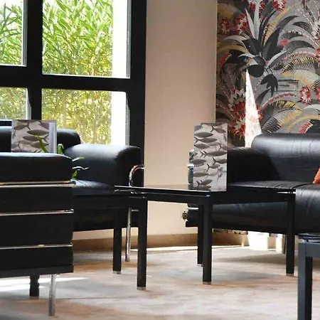 Hotell Oceania Nantes Aeroport 4*