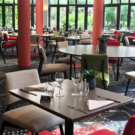 Oceania Nantes Aeroport Hotell 4*