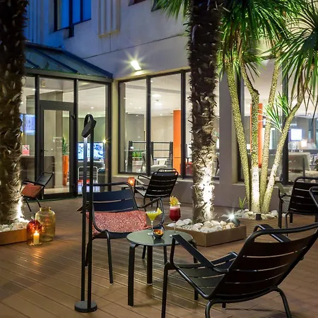 Oceania Nantes Aeroport