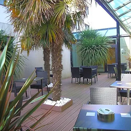 Oceania Nantes Aeroport ホテル