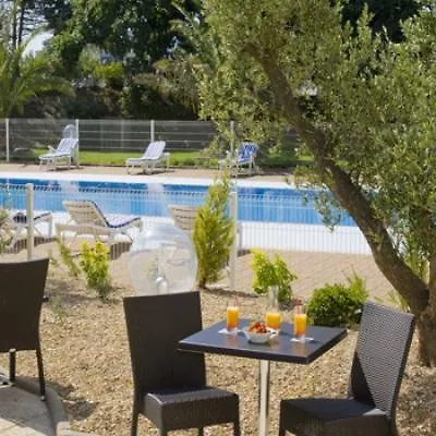 Oceania Nantes Aeroport 4* ブーグネ