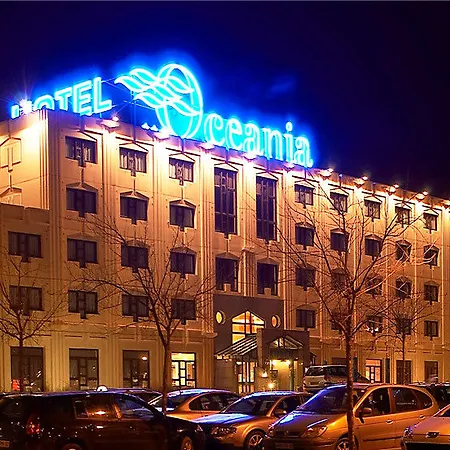 ホテル Oceania Nantes Aeroport 4*