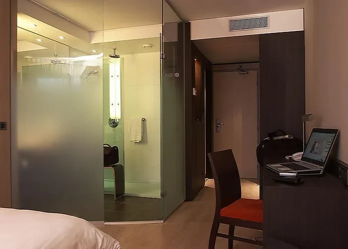 Oceania Nantes Aeroport Hotel