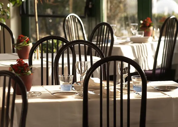 Hotel Oceania Nantes Aeroport 4*