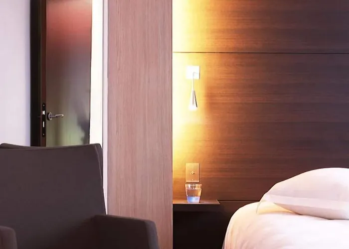 Oceania Nantes Aeroport Hotel Bouguenais