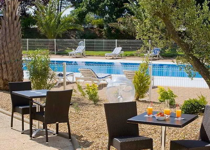 Oceania Nantes Aeroport 4*