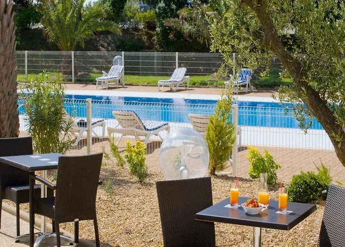 Oceania Nantes Aeroport