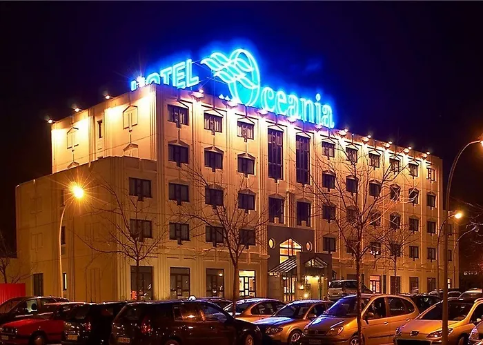 Oceania Nantes Aeroport Hotel Bouguenais